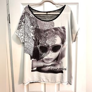 Great vacation and summer top. Size Large